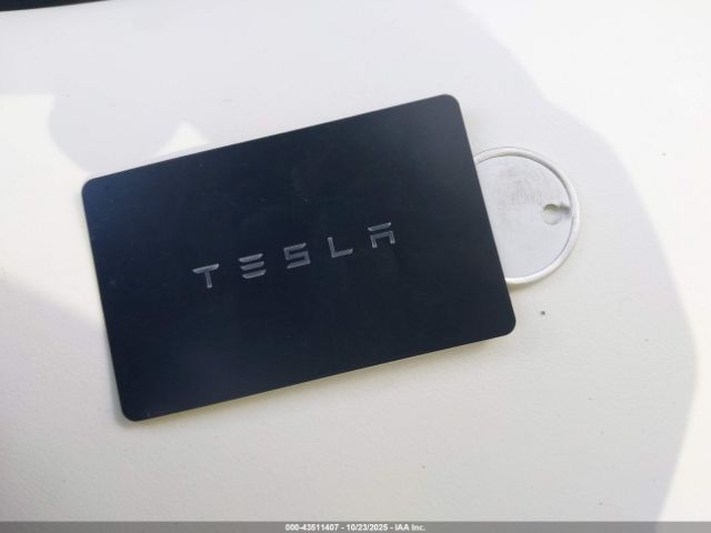 2025 TESLA MODEL Y 7SAYGDED3SA372602 Photo 10