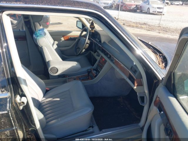 1988 MERCEDES-BENZ 560 WDBCA39D0JA385295 Photo 4