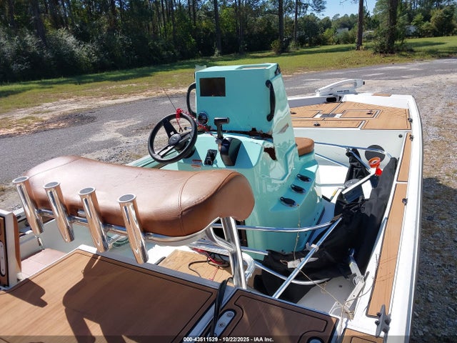 Legacy Avid 20 Rogue 2025 AVD04011F525 Image 5