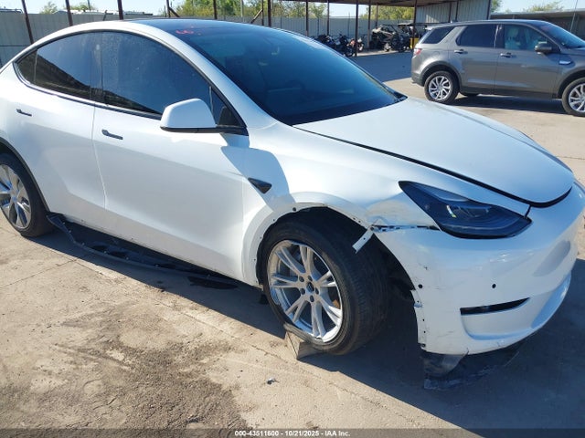 2022 TESLA MODEL Y 7SAYGDEE2NF362272 Photo 5