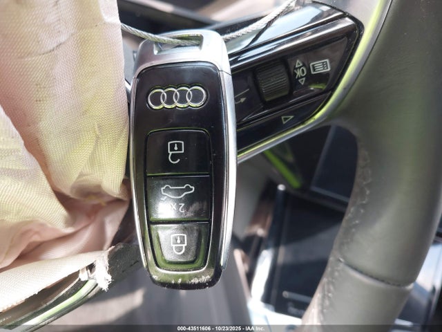 2024 AUDI Q8 E-TRON WA15AAGE5RB054044 Photo 10