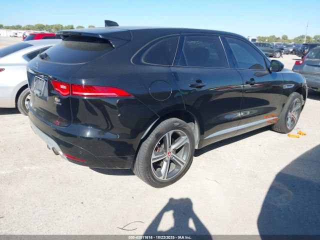 2017 JAGUAR F-PACE SADCM2BV8HA899691 Photo 3