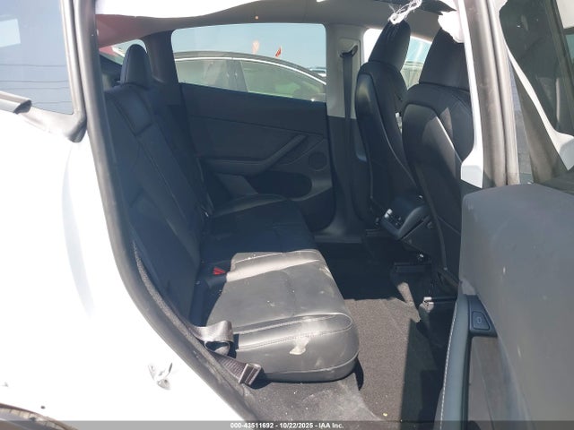 2023 TESLA MODEL Y 7SAYGDEE9PA060512 Photo 7