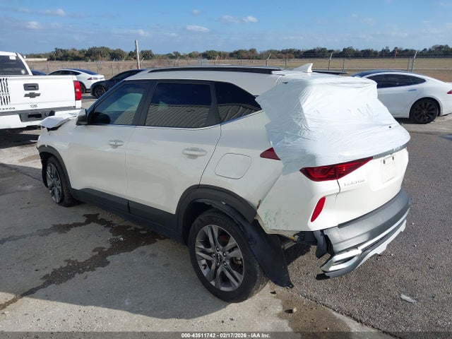 2023 KIA SELTOS KNDEU2AA4P7360757 Photo 2