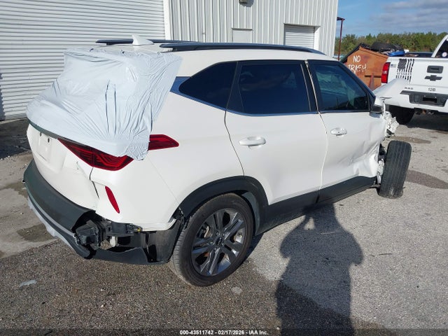 2023 KIA SELTOS KNDEU2AA4P7360757 Photo 3