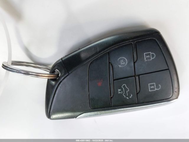 2022 CHEVROLET SILVERADO 1500 3GCUDEED4NG577065 Photo 10