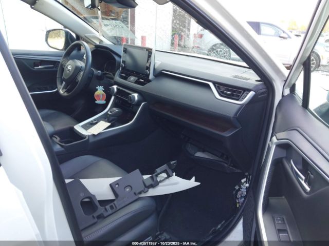 2022 TOYOTA RAV4 HYBRID 4T3D6RFVXNU096715 Photo 4