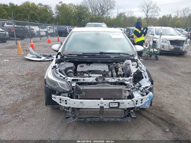 1G1BE5SM4H7249145 Chevrolet Cruze Lt Auto