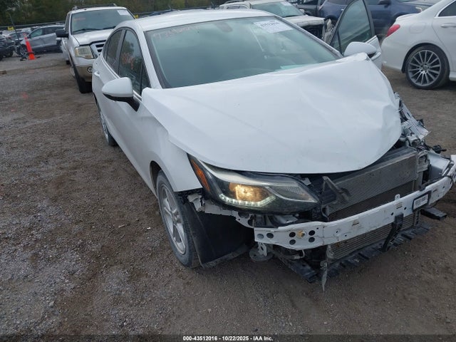 1G1BE5SM4H7249145 Chevrolet Cruze Lt Auto