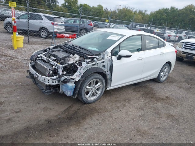 1G1BE5SM4H7249145 Chevrolet Cruze Lt Auto