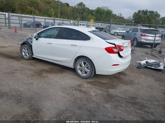 1G1BE5SM4H7249145 Chevrolet Cruze Lt Auto