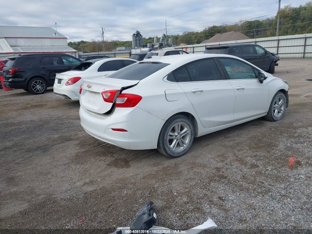 1G1BE5SM4H7249145 Chevrolet Cruze Lt Auto