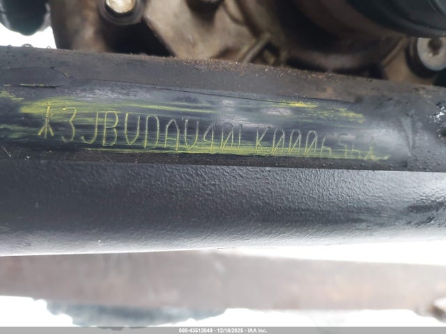 2020 CAN-AM MAVERICK X3 3JBVDAV40LK000656 Photo 9