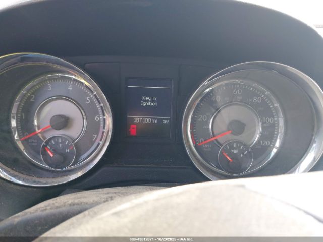 2011 CHRYSLER TOWN & COUNTRY 2A4RR5DG8BR775764 Photo 6