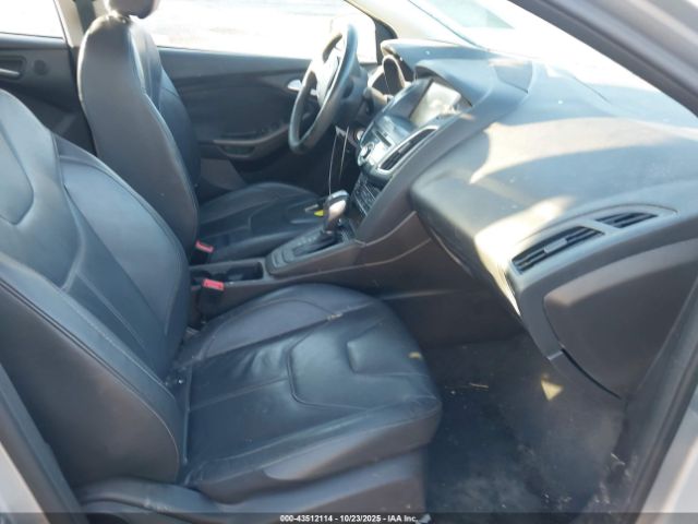 2015 FORD FOCUS 1FADP3F26FL323814 Photo 4