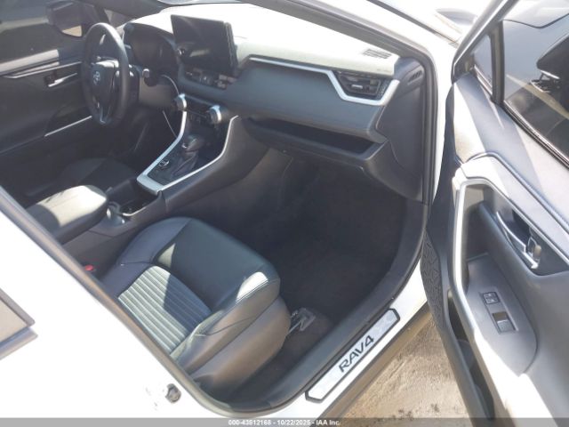 2024 TOYOTA RAV4 HYBRID 2T3E6RFV3RW061931 Photo 4
