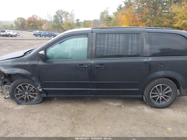 Продажа на аукционе авто 2016 Dodge Grand Caravan R/t, vin: 2C4RDGEG4GR264977, номер лота: 43512271