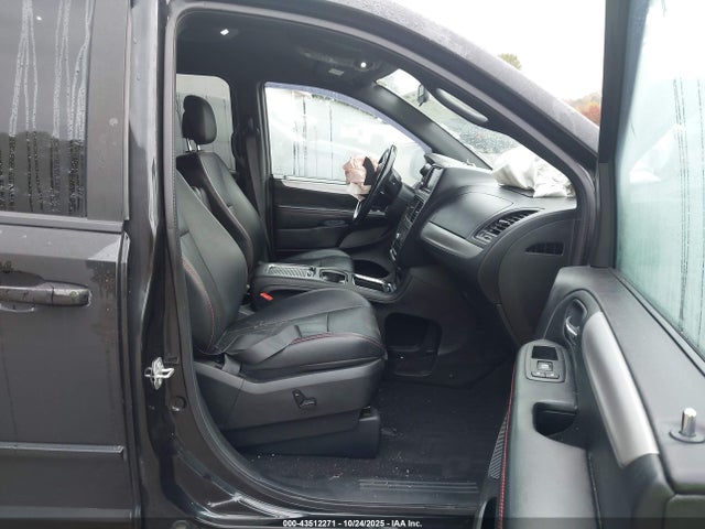 Продажа на аукционе авто 2016 Dodge Grand Caravan R/t, vin: 2C4RDGEG4GR264977, номер лота: 43512271