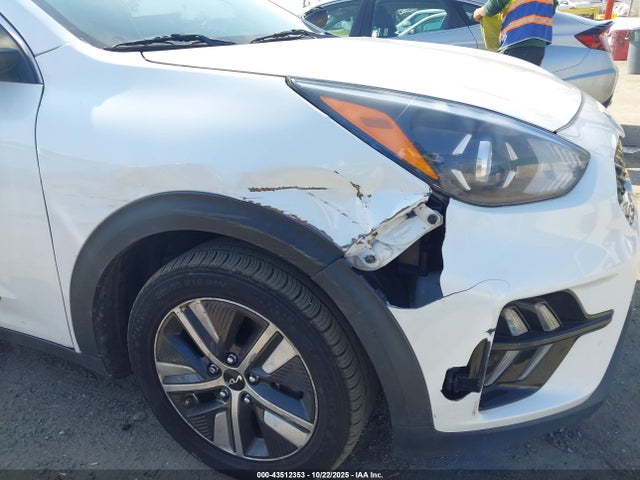 KIA Niro Lxs 2022 KNDCB3LC8N5540818 Image 19