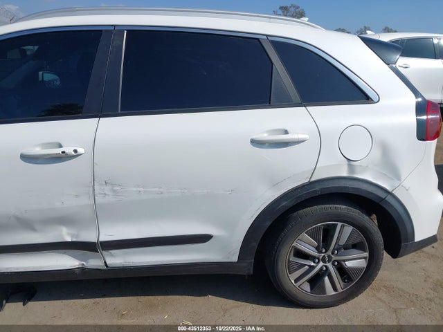 KIA Niro Lxs 2022 KNDCB3LC8N5540818 Image 6