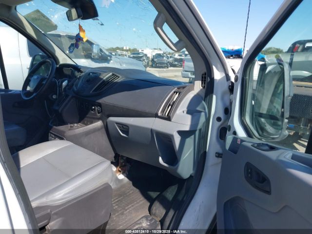 2019 FORD TRANSIT-150 1FTYE1ZM7KKA43726 Photo 4