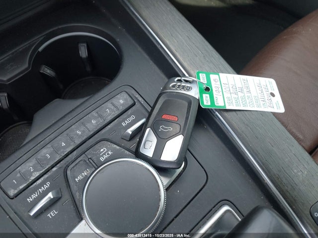 2017 AUDI A4 WAULNAF46HN024216 Photo 10