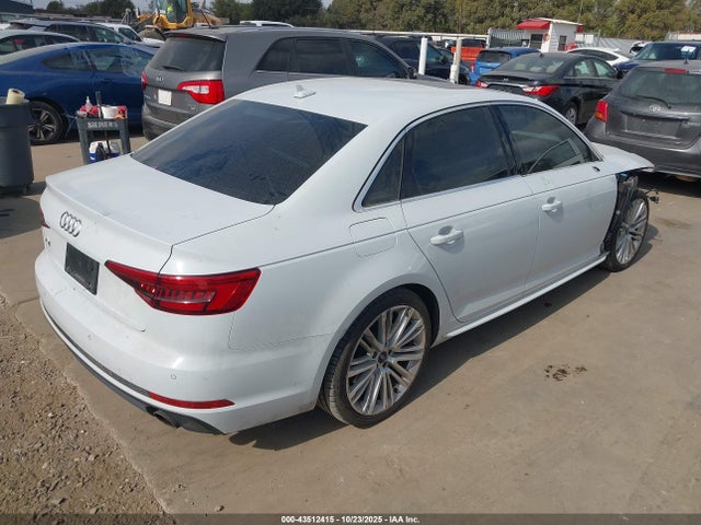 2017 AUDI A4 WAULNAF46HN024216 Photo 3