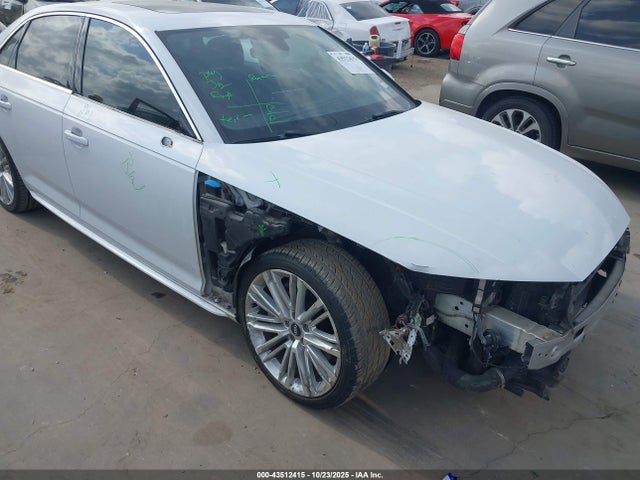 2017 AUDI A4 WAULNAF46HN024216 Photo 5