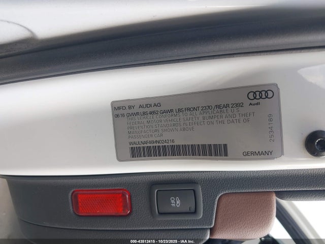 2017 AUDI A4 WAULNAF46HN024216 Photo 8