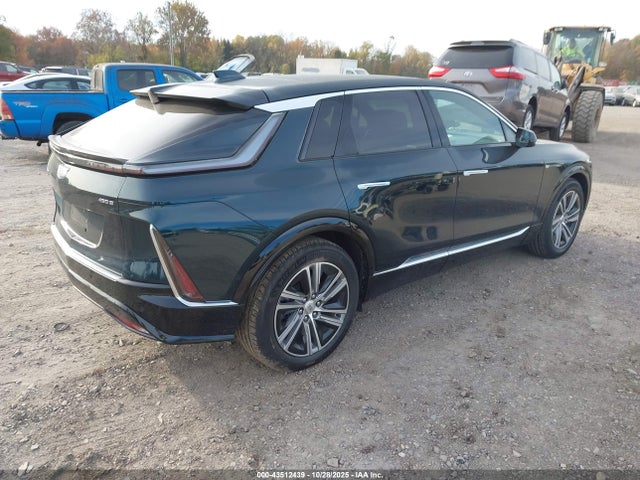 2024 CADILLAC LYRIQ 1GYKPPRK0RZ128615 Photo 3