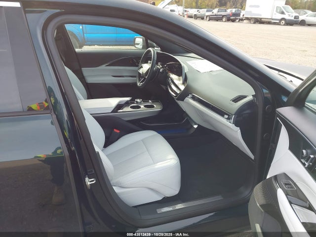 2024 CADILLAC LYRIQ 1GYKPPRK0RZ128615 Photo 4