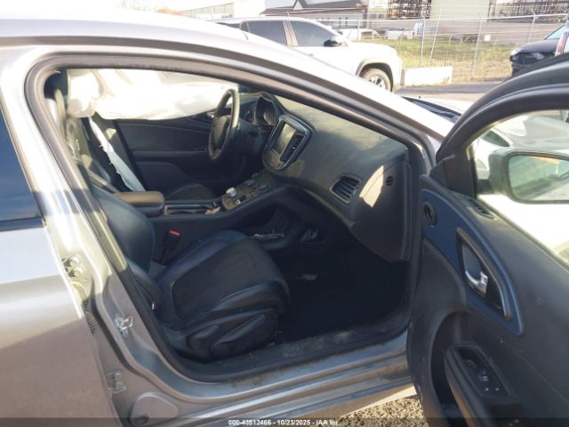 2016 CHRYSLER 200 1C3CCCBB9GN104721 Photo 4