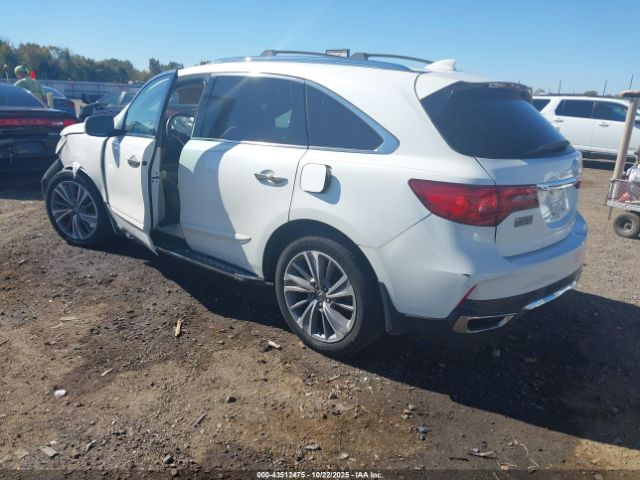 2018 ACURA MDX 5J8YD3H5XJL000582 Photo 2