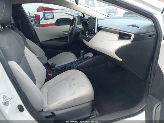 2021 TOYOTA COROLLA JTDEAMDE9MJ002619 Photo 4