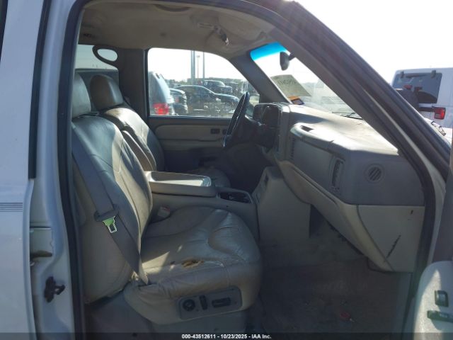 2001 GMC YUKON XL 1500 3GKEC16T21G100607 Photo 4