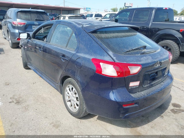 2013 MITSUBISHI LANCER SPORTBACK JA32X2HUXDU011222 Photo 2