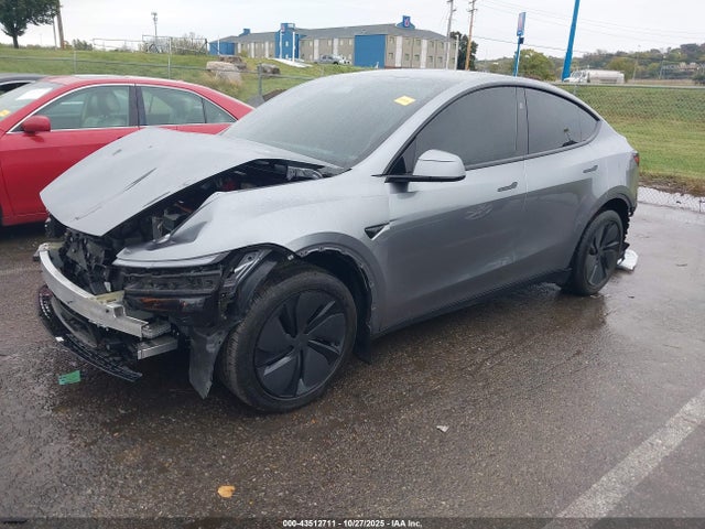 2026 TESLA MODEL Y 7SAYGDEE4TF332686 Photo 1