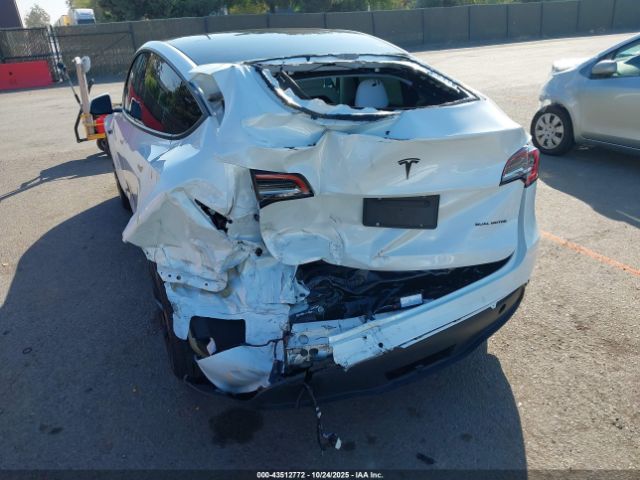 2022 TESLA MODEL Y 7SAYGDEE4NF532356 Photo 5