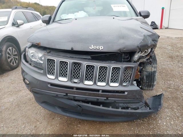 Продажа на аукционе авто 2017 Jeep Compass High Altitude 4x4, vin: 1C4NJDEB1HD109740, номер лота: 43512786