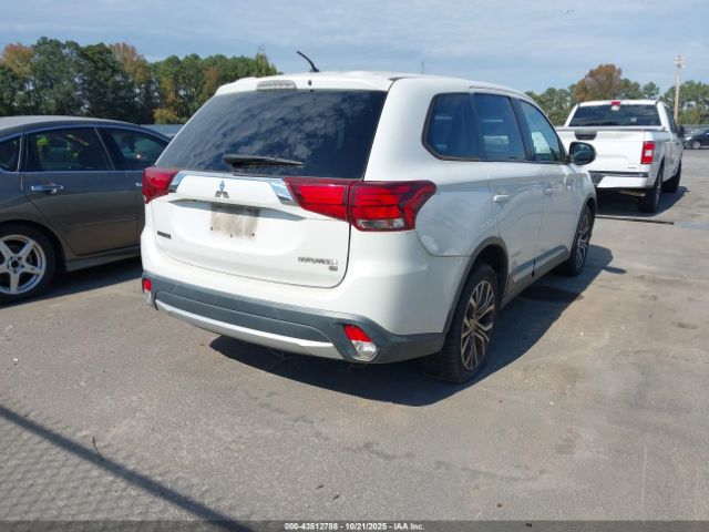 2016 MITSUBISHI OUTLANDER JA4AD3A31GZ011902 Photo 3