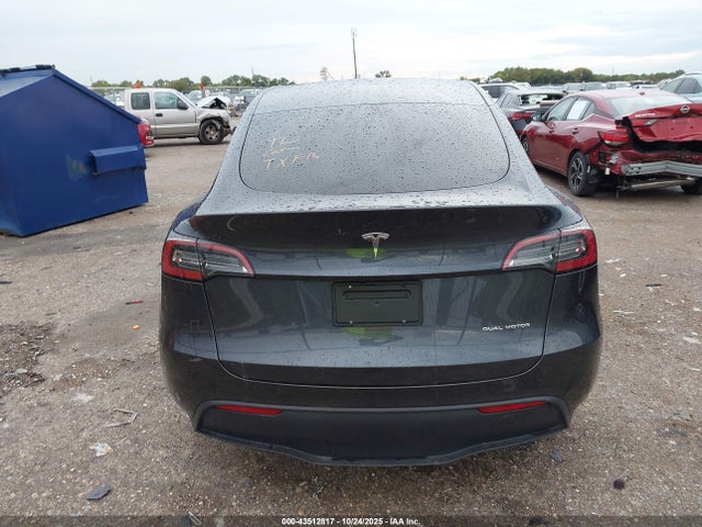 Auction sale of the 2024 Tesla Model Y Long Range Dual Motor All-wheel Drive, vin: 7SAYGDEE9RA275956, lot number: 43512817