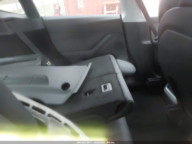 2024 TESLA MODEL Y 7SAYGDEE9RA275956 Photo 7