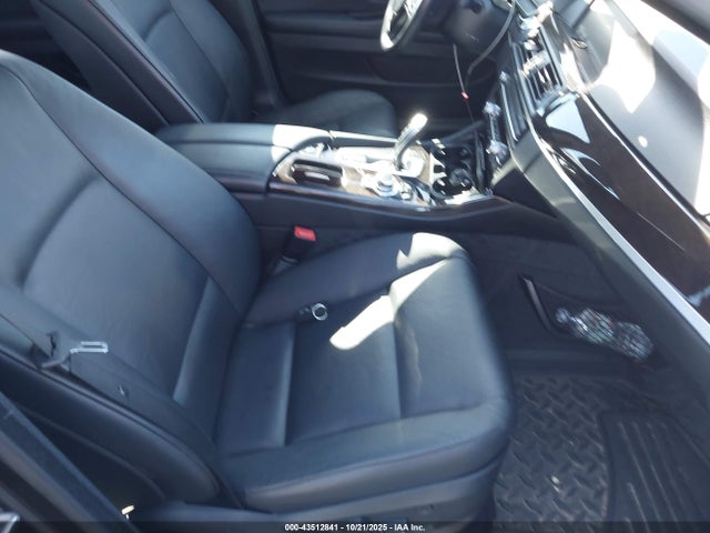 43512841 :رقم المزاد ، WBAFR7C57BC806951 vin ، 2011 Bmw 535i مزاد بيع
