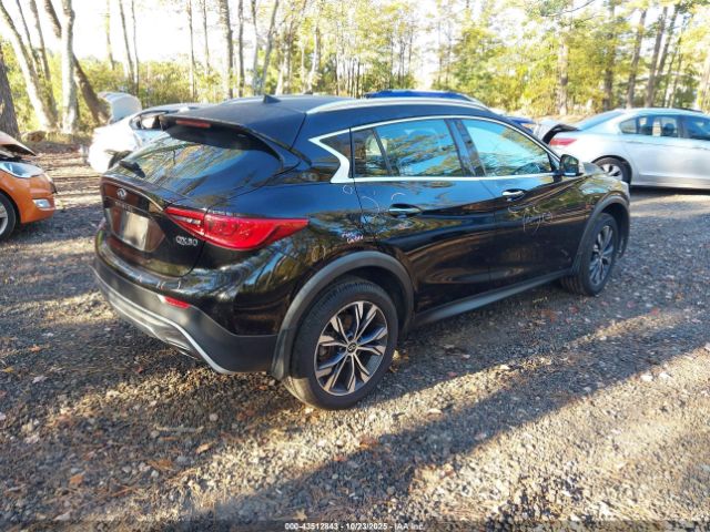 2017 INFINITI QX30 SJKCH5CR3HA027421 Photo 3