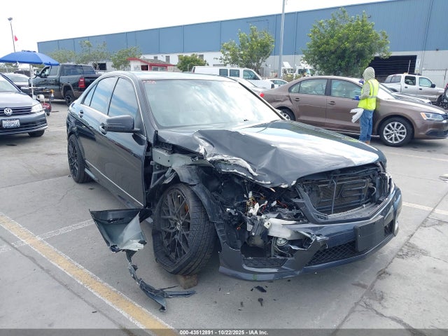 Продажа на аукционе авто 2012 Mercedes-benz C 250 Sport, vin: WDDGF4HB7CA650152, номер лота: 43512891