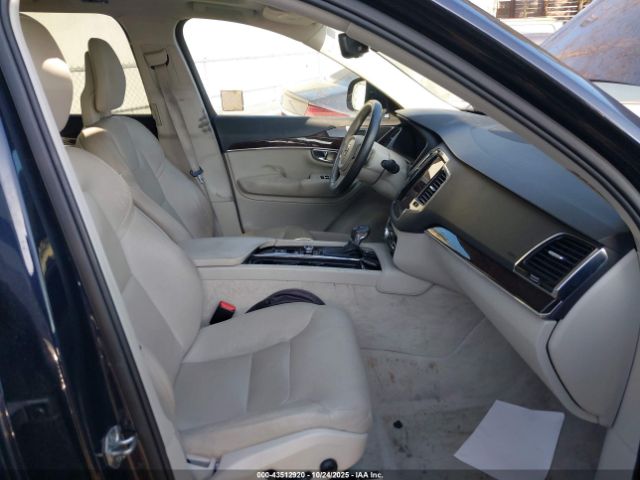 2016 VOLVO XC90 YV4A22PK9G1041469 Photo 4