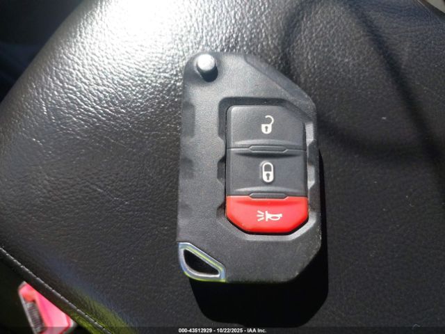 2018 JEEP WRANGLER UNLIMITED 1C4HJXDN4JW206838 Photo 10