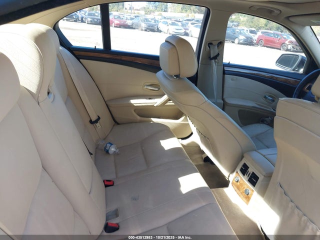 2010 BMW 528I WBANU5C56AC460341 Photo 7