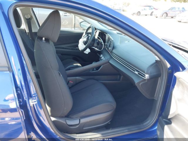 2022 HYUNDAI ELANTRA 5NPLL4AG7NH078776 Photo 4