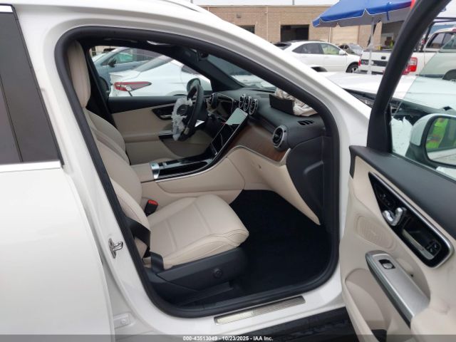 2025 MERCEDES-BENZ GLC 350E W1NKM5GBXSF387151 Photo 4